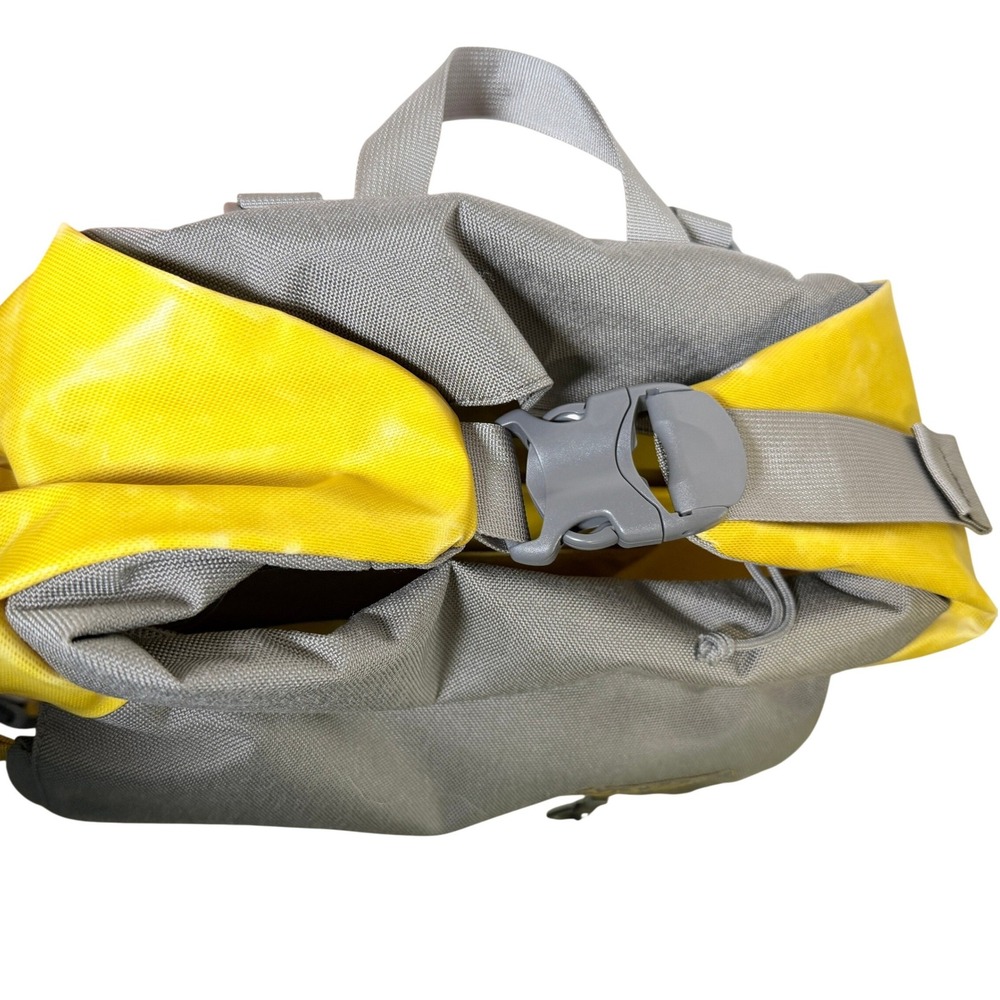 Mystery Ranch Street Zen Backpack Yellow Grey Hiking Commuter Daypack 25L - Picture 9 of 15